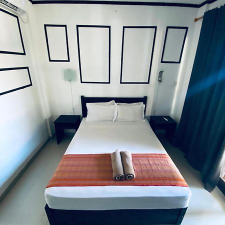 Akalanka Homestay กีลีตราวางัน ภายนอก รูปภาพ