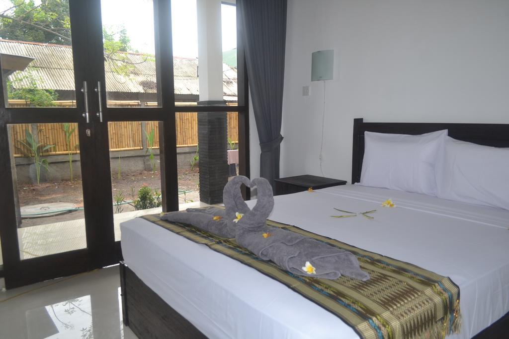 Akalanka Homestay กีลีตราวางัน ภายนอก รูปภาพ